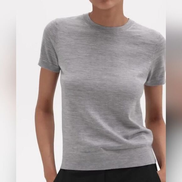 Banana Republic gray Washable Merino Short-Sleeve Sweater size S Petite - Picture 1 of 7